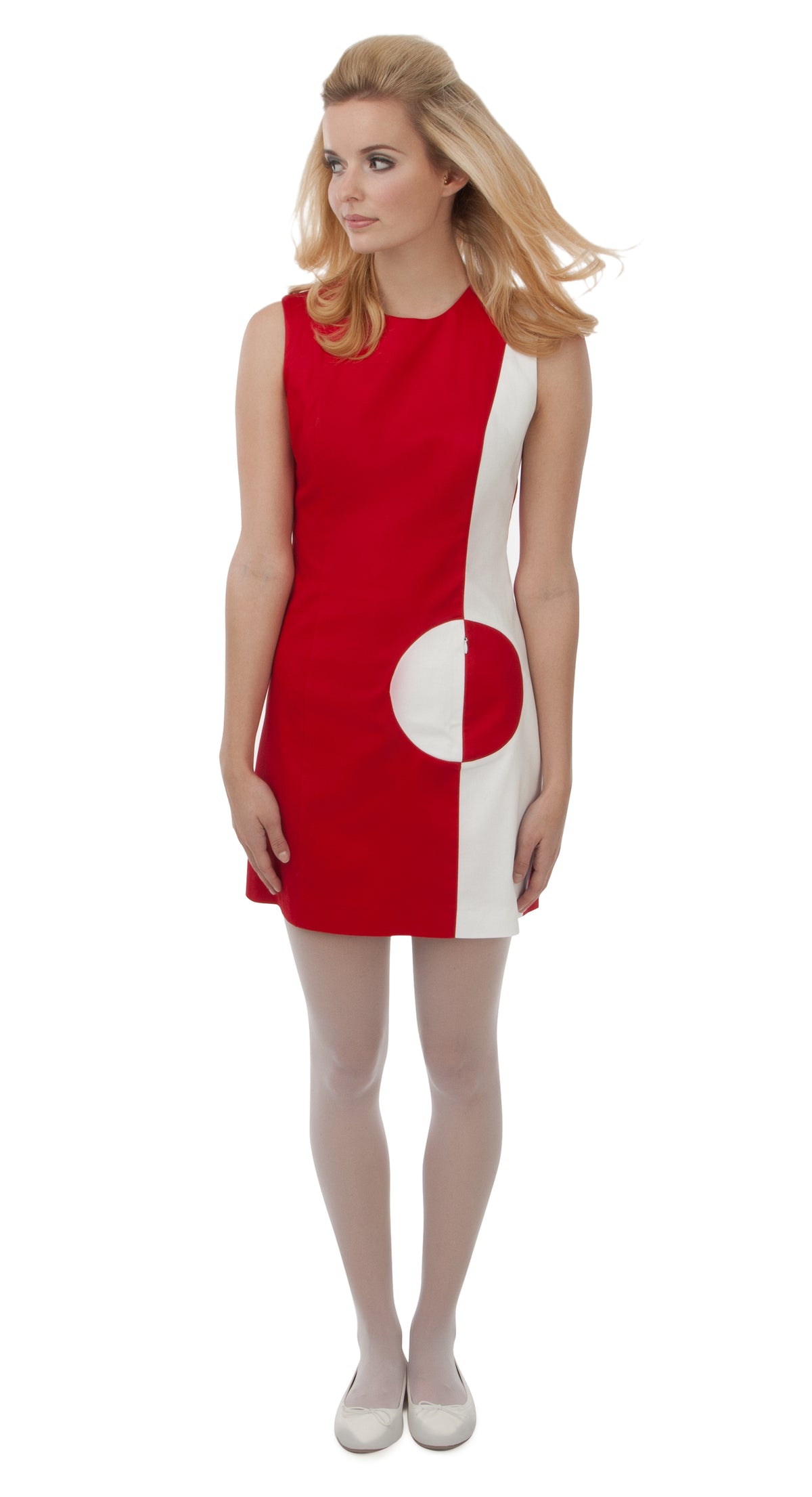 RED/WHITE CIRCLE POCKET DRESS