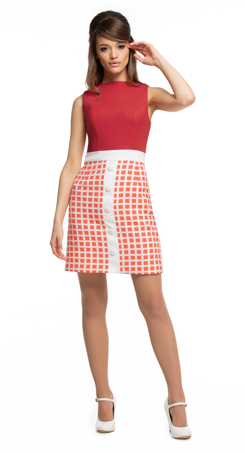 This fitted sleeveless Spring piece, is made of a muted red/light light cream or muted black/light cream, geometric pattern French weave. A fitted bodice and contrasting light cream waist to hem divide, detailed by a five button finish create a perfect at-work or at-play Spring look.  Pairs perfectly with the geometric pattern coat to complete a high fashion set.  Choose bespoke if preferring short sleeves.
