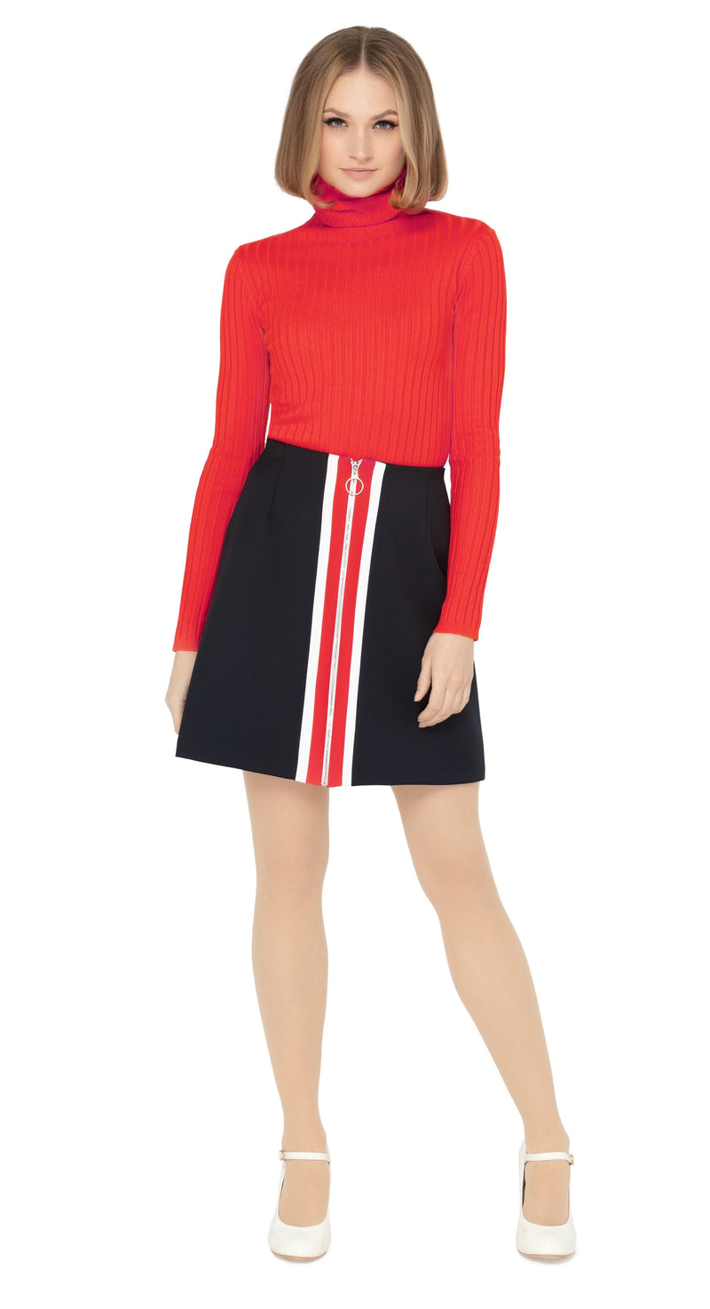 Complete the look with a mini that is the perfect complement to both jacket and coat with stripes from our Spring 23 collection, mirroring the designs perfectly. The skirt features the same intricate two-color detailing that creates a cohesive and elegant look.